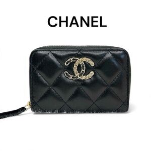 Chanel zippered interlocking CC lambskin zip around coin pouch card holder